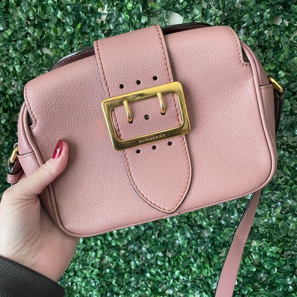 Burberry Pink Leather Buckle Camera Bag Authentic - Picture 3 of 10